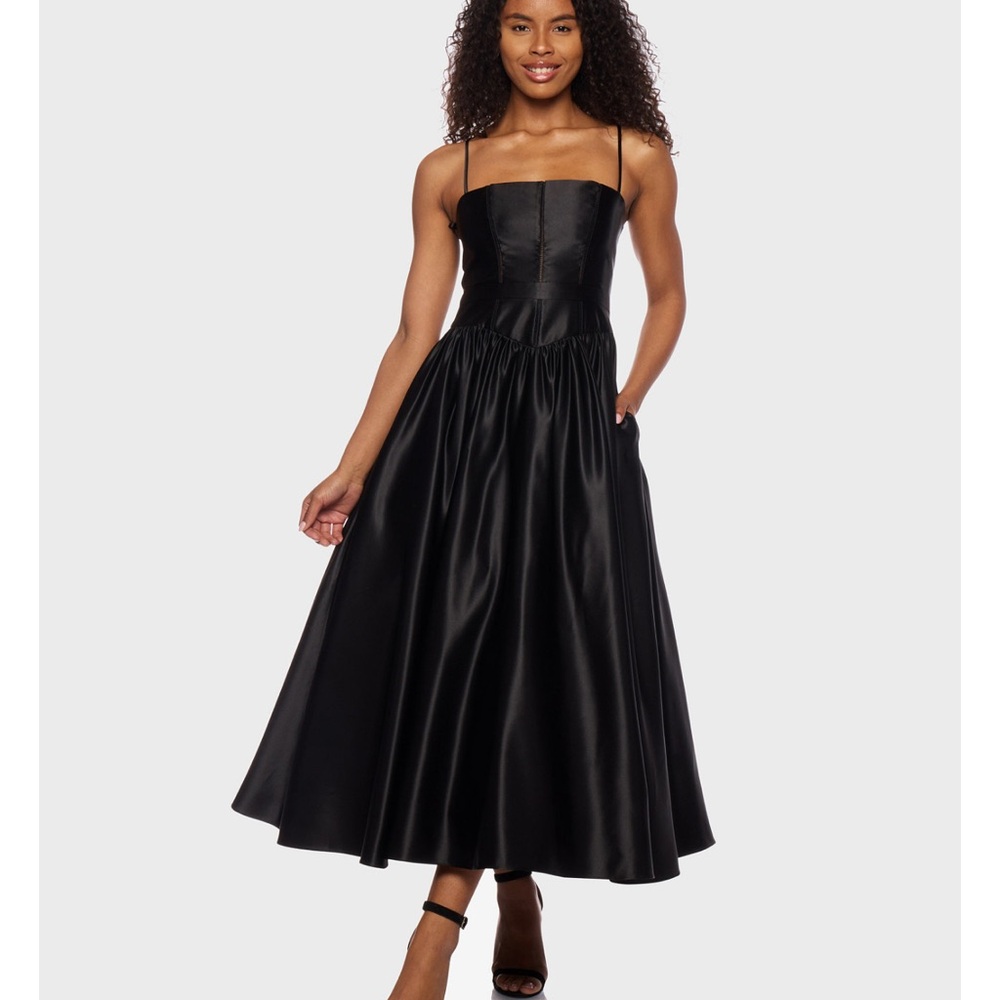 Chic Black Satin Prom Dress